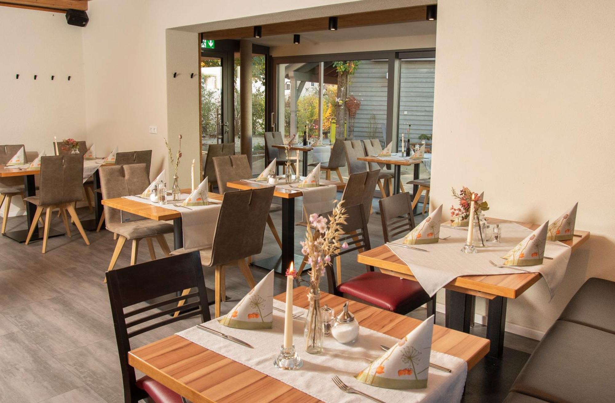 Gasthof Zum Goldenen Lamm Wettelsheim Eksteriør billede